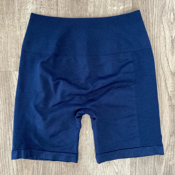 -SOLD- Aurola Shorts (Amplify Dupes) - Tuxedo Blue (S) - Picture 3 of 3